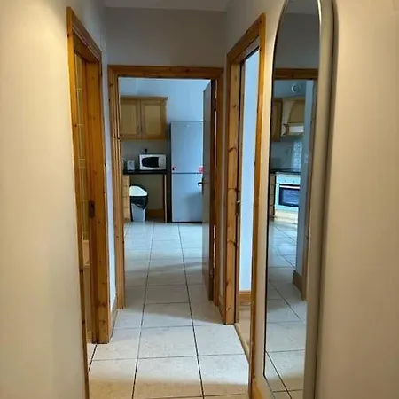 Snug Centrally Located Γκάλγουεϊ